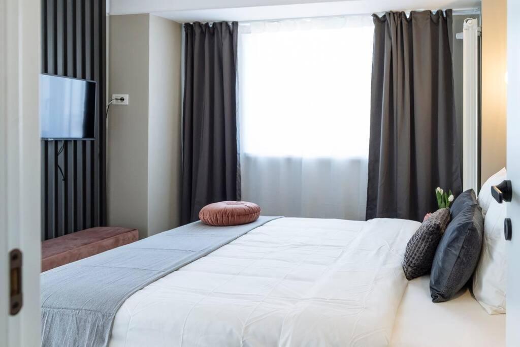 Panoramic Apartment - 4Br - Piata Unirii بوخارست المظهر الخارجي الصورة